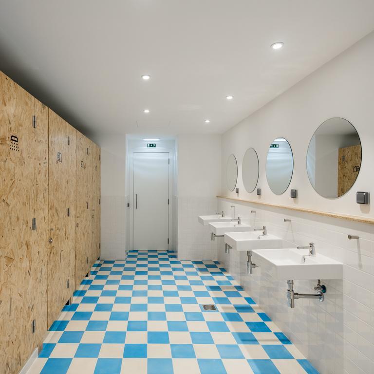 Hostel Conii & Suites Algarve Quarteira Eksteriør bilde
