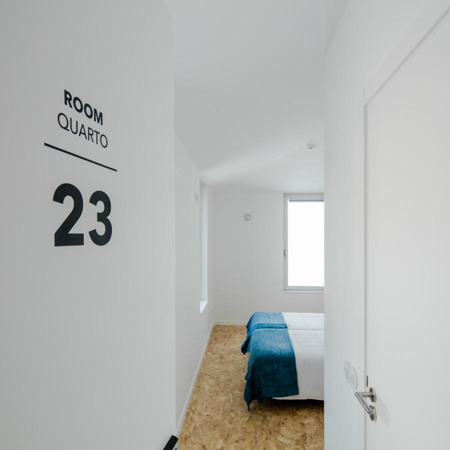 Hostel Conii & Suites Algarve Quarteira Eksteriør bilde